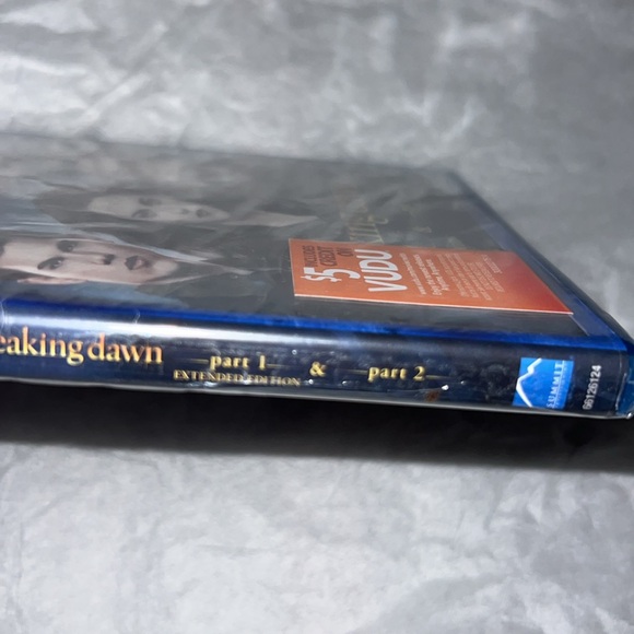 The Twilight Saga - Breaking Dawn - Picture 3 of 3